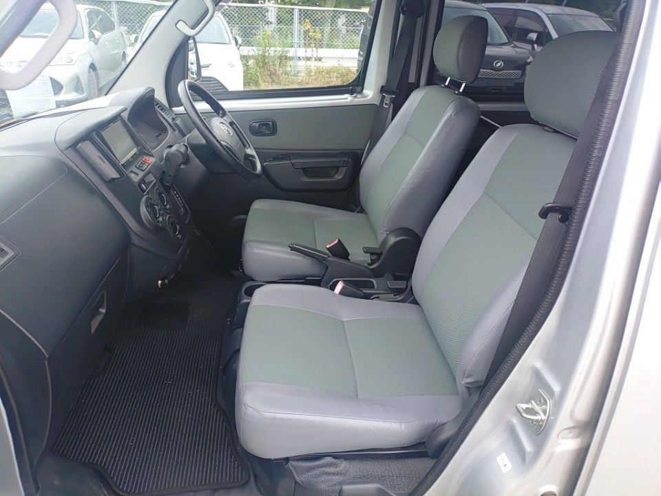 2017 Toyota TownAce auction photo 16