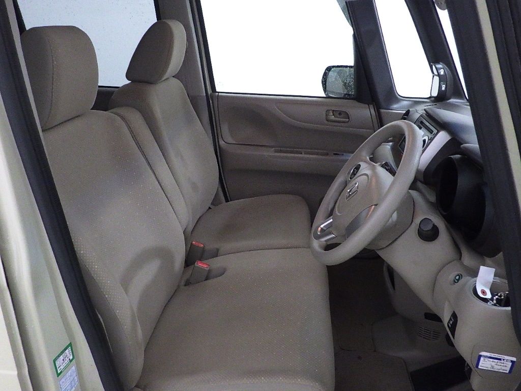 2014 Honda N-BOX G Lパッケージ auction photo 6