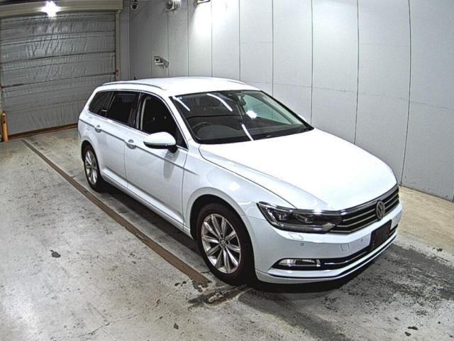 Japan Auction Vehicles 5 2016 Volkswagen パサートヴァリアント TSIコンフォートライン auction photo