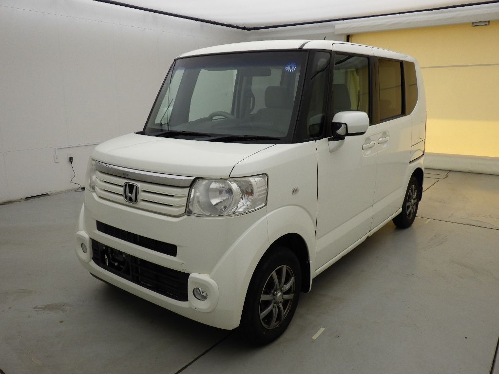 2011 Honda N-BOX 4WD G Lパッケージ auction photo 4