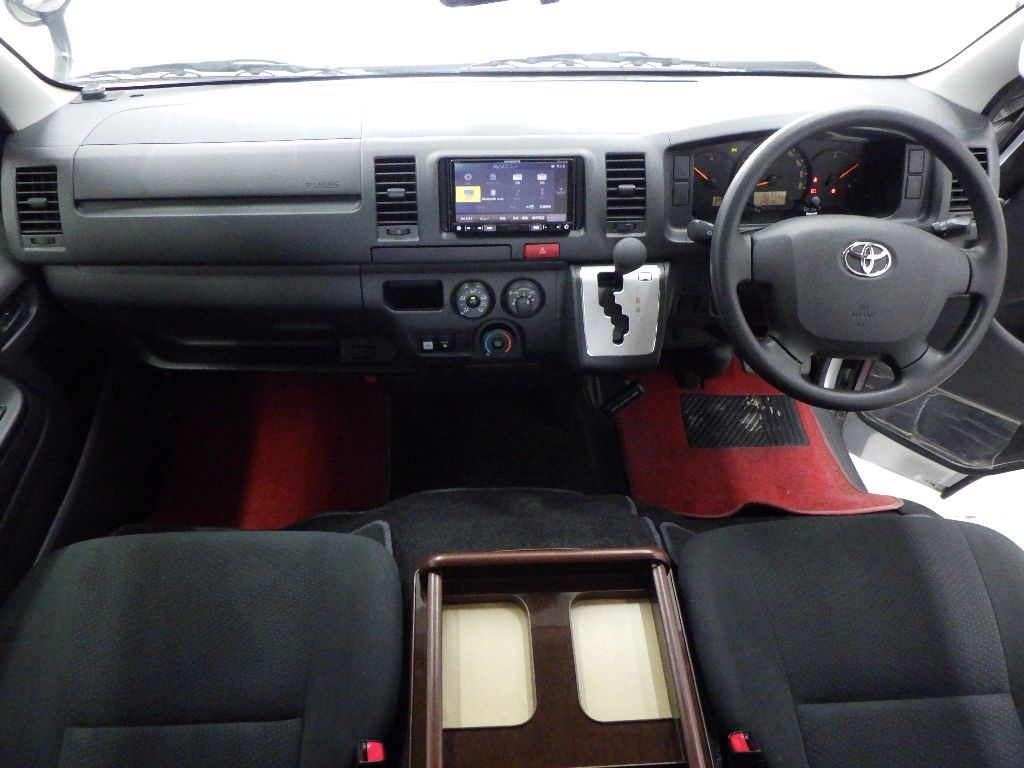 2015 Toyota Hiace DX GL Package 1.25 tons auction photo 3