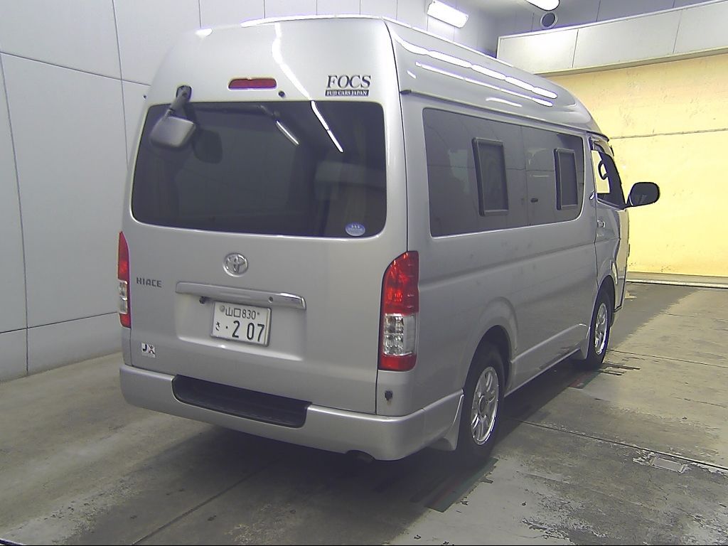 2015 Toyota Hiace DX GL Package 1.25 tons auction photo 2