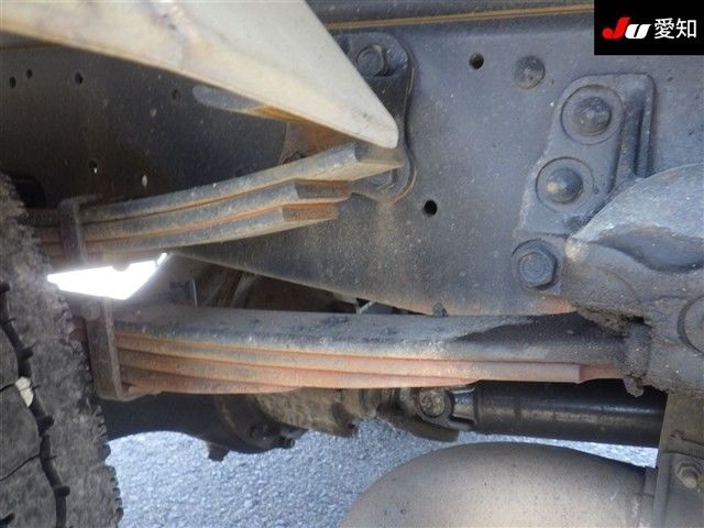 2002 Isuzu Forward 3.9t auction photo 7