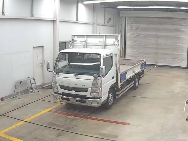 2015 Mitsubishi Fuso Canter Flatbed Japan auction vehicle