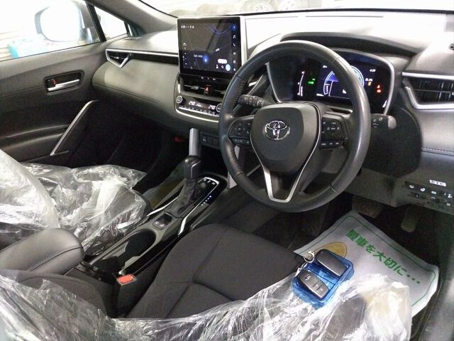 2024 Toyota Corolla Cross ハイブリッドS 4WD auction photo 3