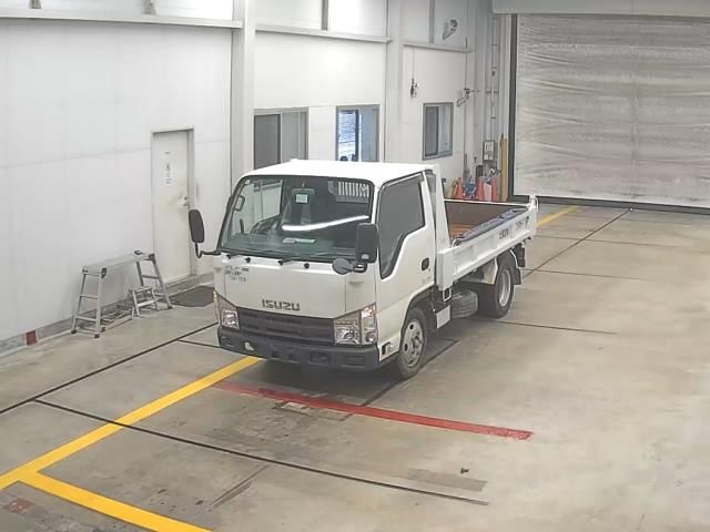 Japan Auction Vehicles 10 2014 Isuzu Elf ダンプ auction photo