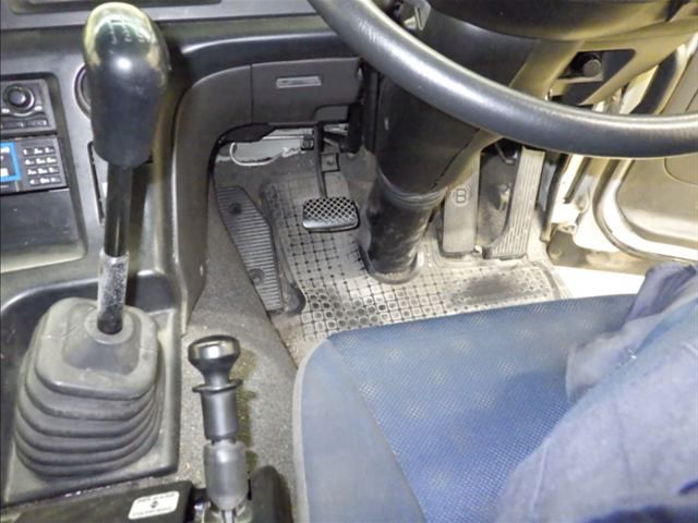 2015 Isuzu Wing auction photo 8
