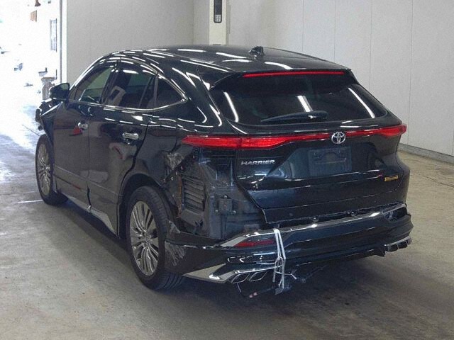 2022 Toyota Harrier Z 4WD auction photo 2