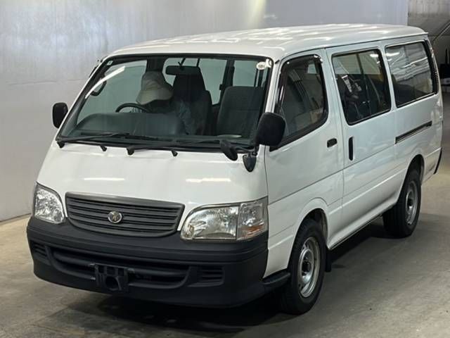 2002 Toyota Hiace Deluxe Long Japan auction vehicle