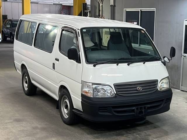 2002 Toyota Hiace Deluxe Long auction photo 4