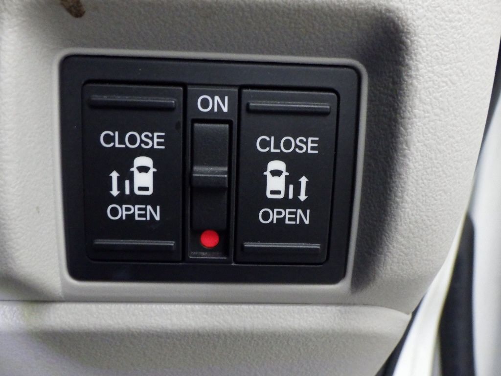 2024 Honda N-BOX auction photo 12