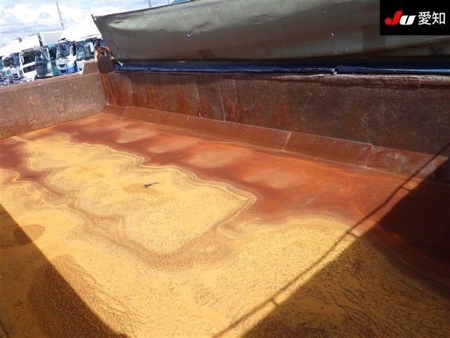 1994 Isuzu Dump truck 9.5t auction photo 8