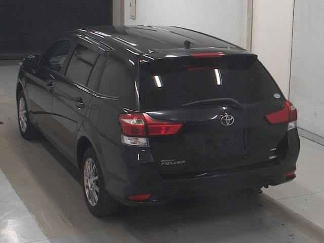 2015 Toyota Corolla Fielder 1.5X auction photo 2