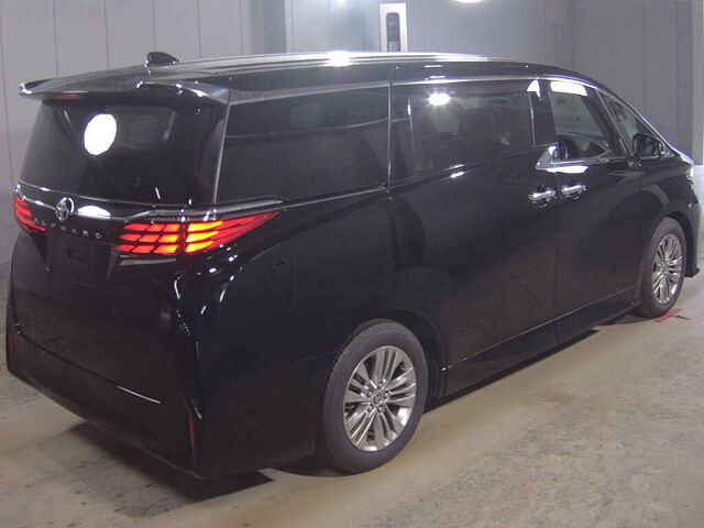 2024 Toyota Alphard Z 4WD auction photo 5