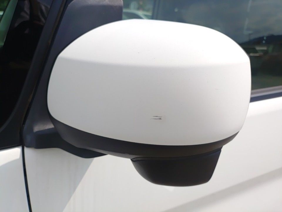 2015 Daihatsu Tanto auction photo 19