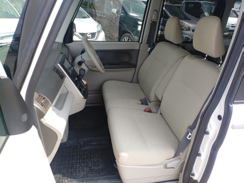 2015 Daihatsu Tanto auction photo 16