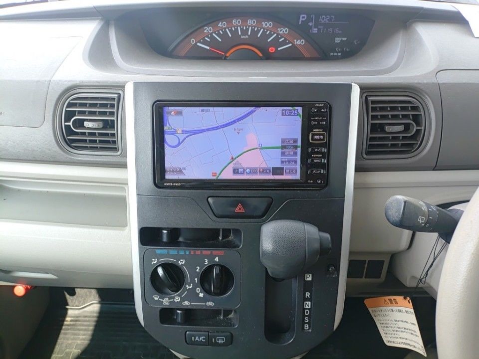 2015 Daihatsu Tanto auction photo 11