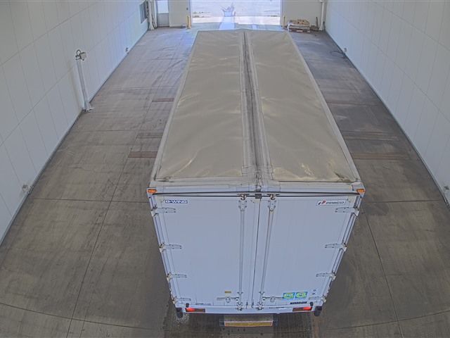 2005 Isuzu Forward アルミウイング auction photo 3