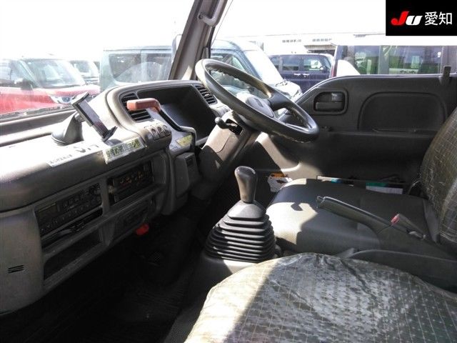 1997 Isuzu コウショサギョウシャ auction photo 3