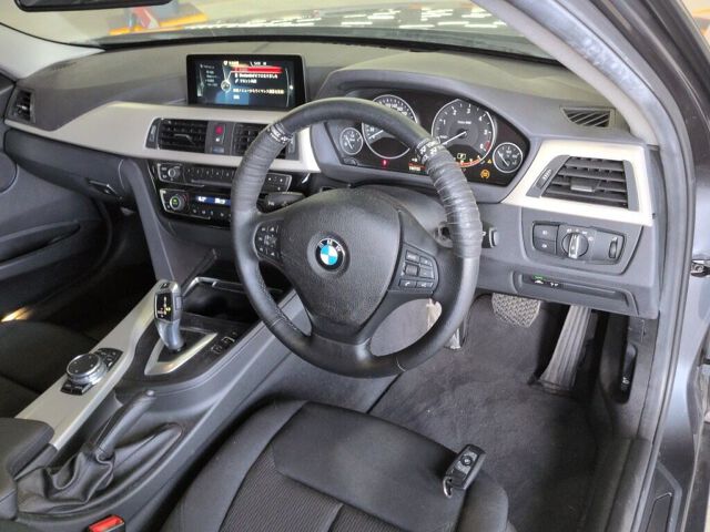 2016 BMW 3 Series 320D auction photo 3