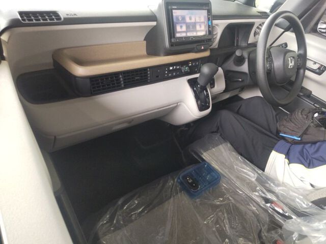 2026 Honda N-BOX Base grade auction photo 3