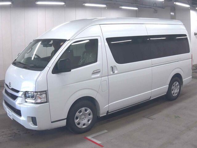 2026 Toyota Hiace スーパーロングGL auction photo 4