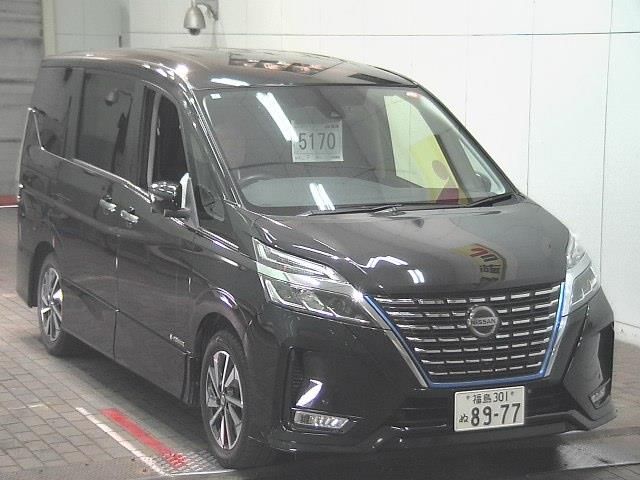 2020 Nissan Serena e-POWER Highway Star V Japan auction vehicle