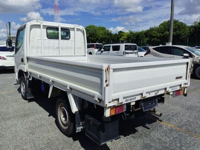 2004 Toyota Dyna auction photo 2