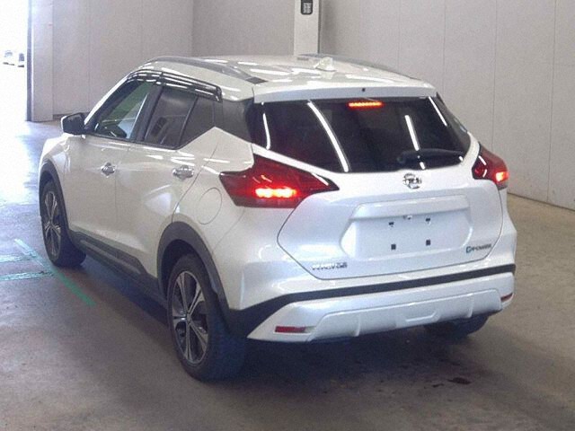 2021 Nissan Kicks X auction photo 2