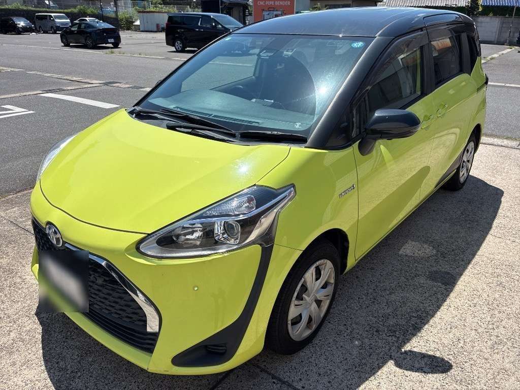 2019 Toyota Sienta ハイブリッド ファンベースG Japan auction vehicle