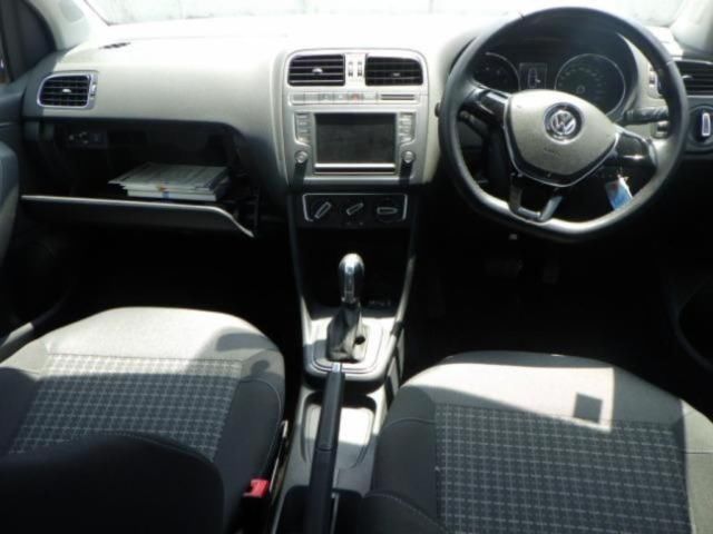 2016 Volkswagen ポロ TSIコンフォートライン auction photo 3