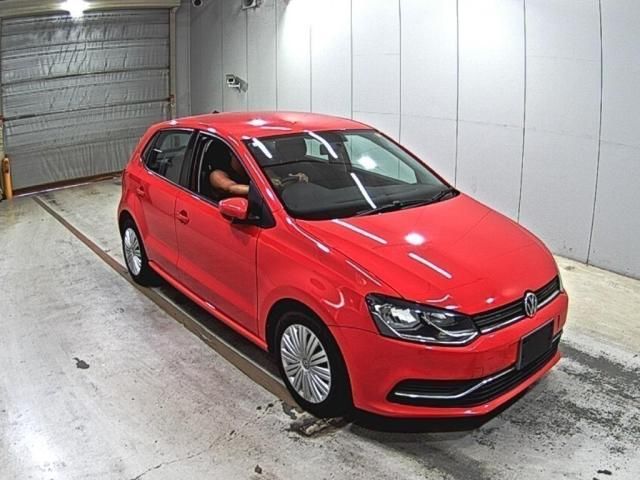 2016 Volkswagen ポロ TSIコンフォートライン Japan auction vehicle