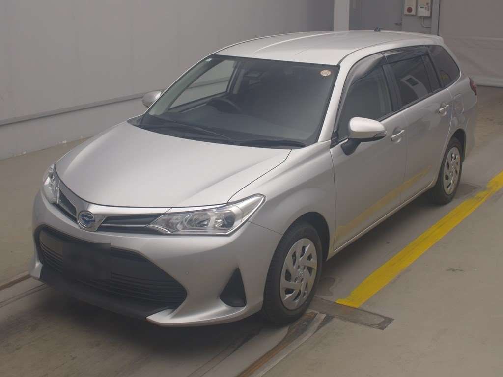 Japan Auction Vehicles 4 2021 Toyota Corolla Fielder Hybrid EX auction photo