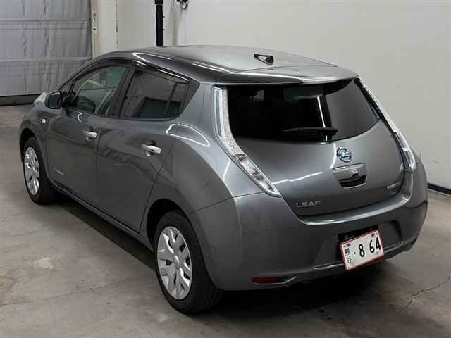 2014 Nissan Leaf S auction photo 2