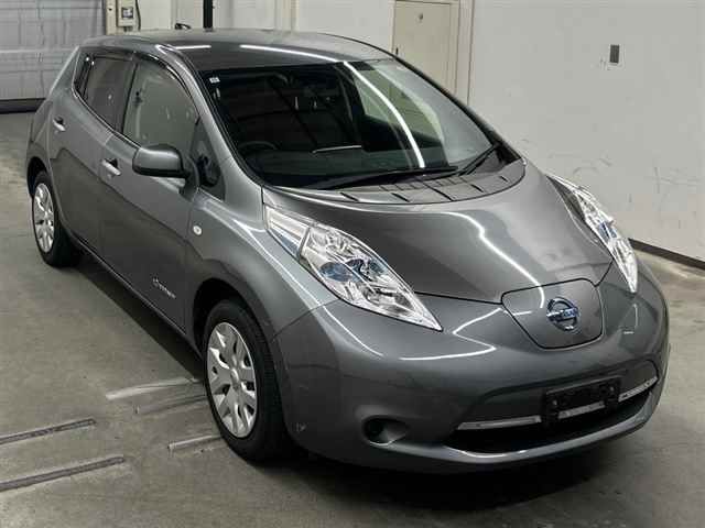 2014 Nissan Leaf S selected Japan auction vehicle