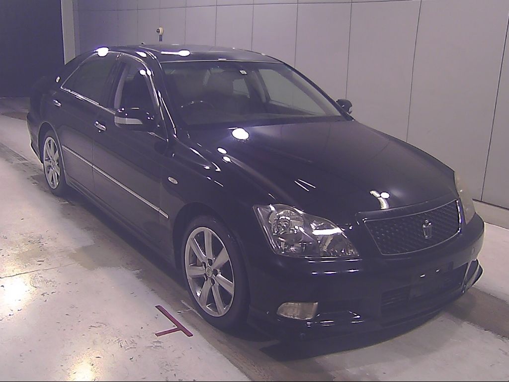 Japan Auction Vehicles 9 2006 Toyota クラウン SED 3.5 Athlete 60th Special Edition auction photo
