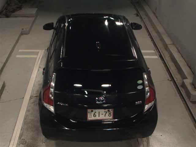 2015 Toyota Aqua S auction photo 7