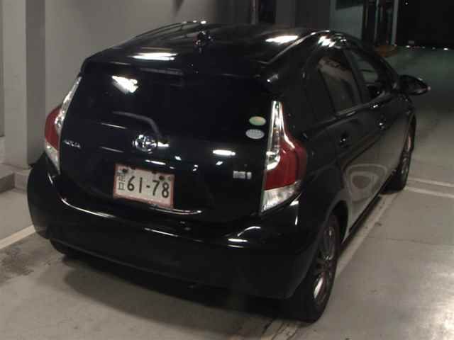 2015 Toyota Aqua S auction photo 5