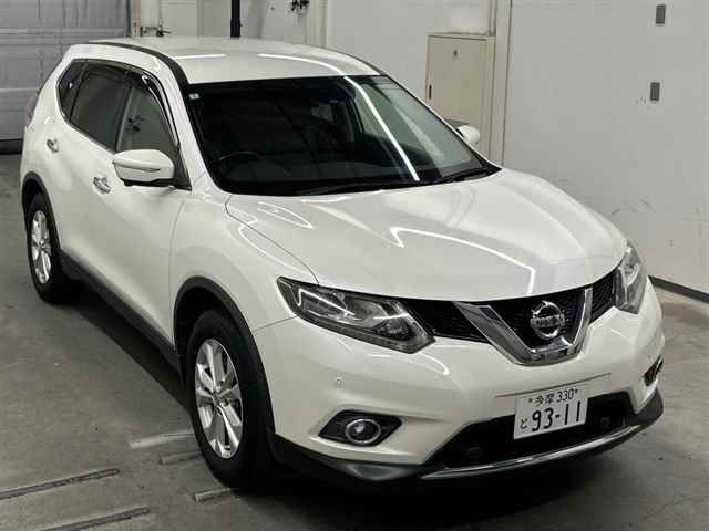 2014 Nissan X-Trail 20X Emergency Brake Package Japan auction vehicle