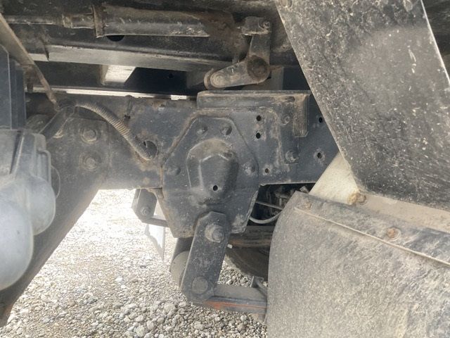 2018 Isuzu Elf dump auction photo 7
