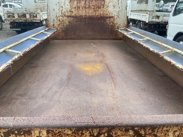 2018 Isuzu Elf dump auction photo 9