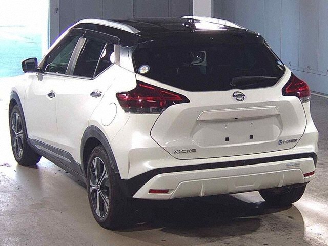 2021 Nissan Kicks X auction photo 2