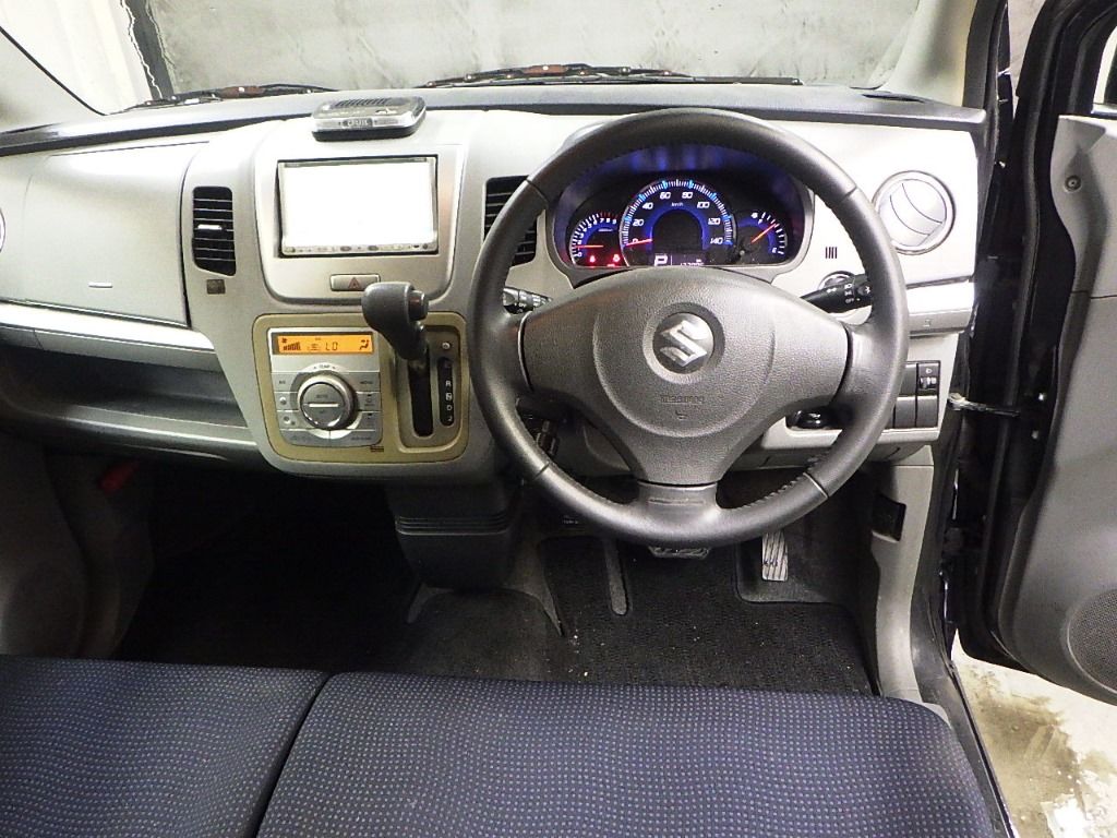 2010 Suzuki Wagon R FX LTDII auction photo 3