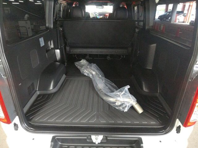 2026 Toyota Hiace LSGL Dark Pla S 4WD auction photo 3