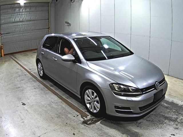 2015 Volkswagen TSI BMT Japan auction vehicle