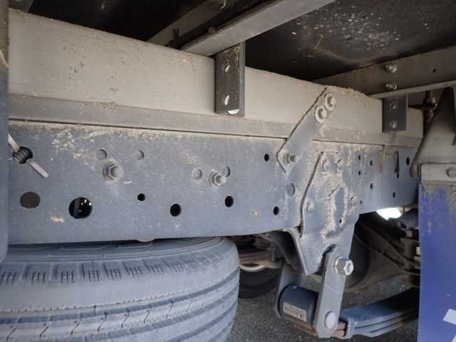 2016 Isuzu Elf 1.5t refrigerated/freezer truck -30°C auction photo 6