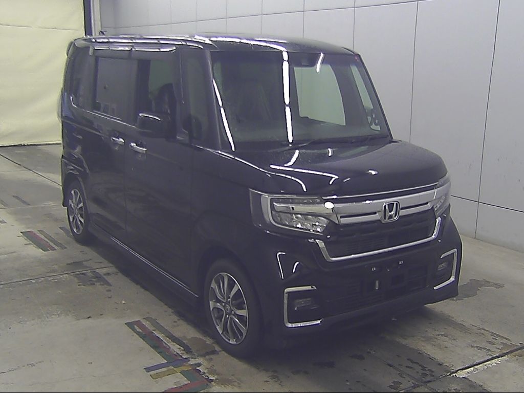 2021 Honda N-BOX L Japan auction vehicle