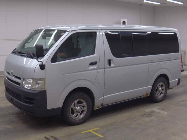 2005 Toyota Hiace ロングDX 4WD auction photo 4