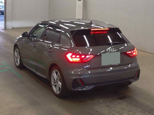 2022 Audi A1 Sportback 25TFSI Sライン auction photo 2