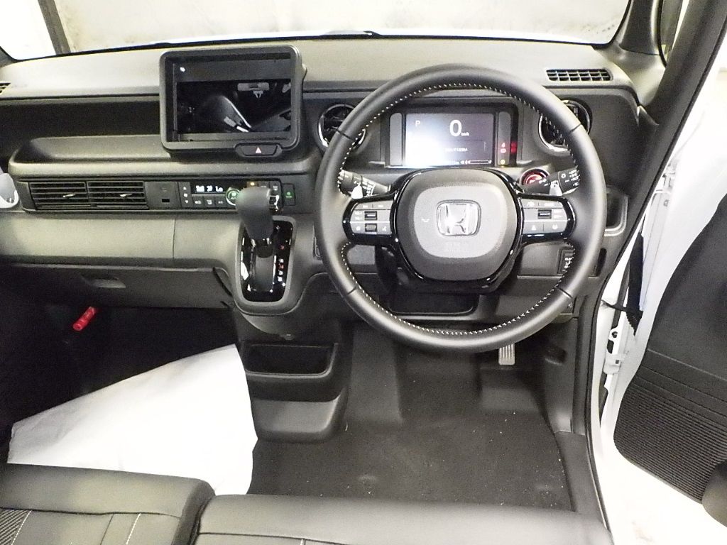 2026 Honda N-BOX Custom Turbo Coordinate Style auction photo 3